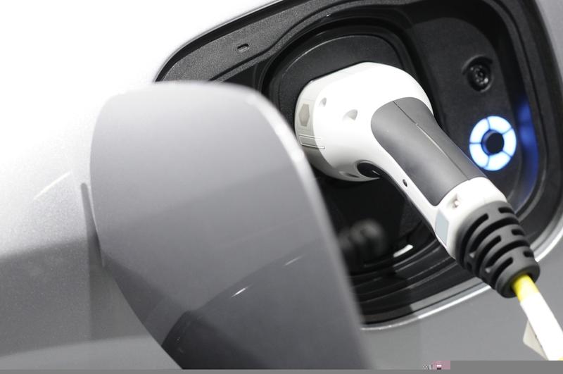 Bajaj Auto Plans Chetak EV Expansion Outside Maharashtra Amid Subsidy Uncertainty