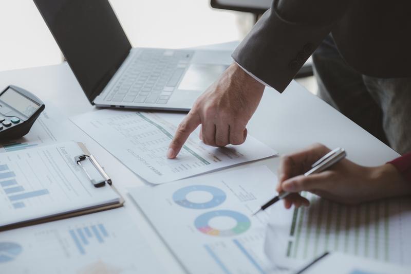 TCS (NSE:TCS) Decline After Tata Sons Leadership Change Brings IT Sector Pressure Into Focus