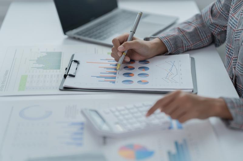 Bosch (NSE:BOSCHLTD) and 3M India Feature Among High Payout Dividend Stocks in Active July-August Season
