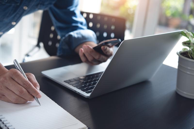 Why Is Investor Sentiment Split On Lenskart Stock Right Now?