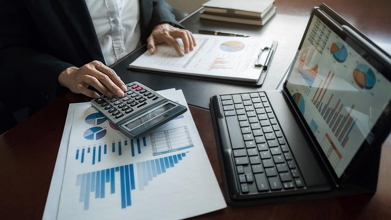 Strong Cash Generation Puts Capital Return Strategies in Focus Across Metals and Realty