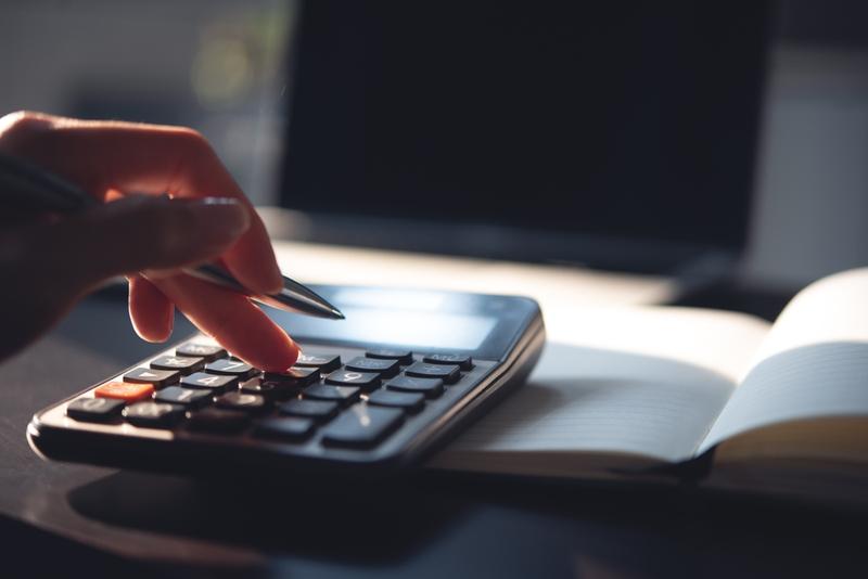 BGR Energy Systems Limited (NSE:BGRENERGY): Understanding Revenue Factors and Business Challenges
