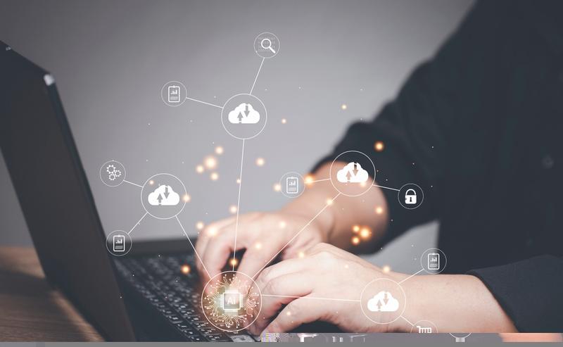 Analysts Maintain Positive Outlook as Alphabet (NASDAQ: GOOGL) Sets Record Spending for 2026