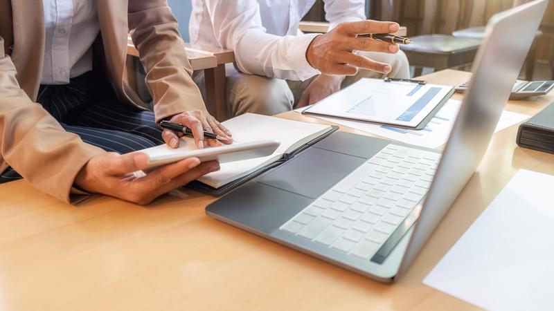 HCL Technologies Ltd (HCLTECH): Large-Cap IT Giant with a 3.82% Dividend Yield