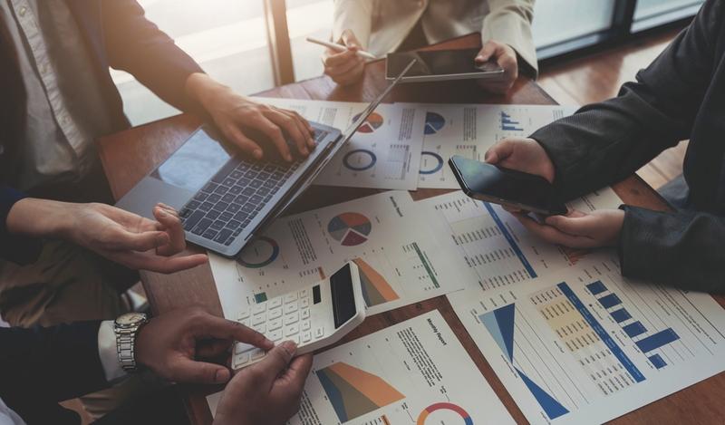 TCS (NSE:TCS) in Focus as AI Pricing Pressure Meets Cautious Technology Spending