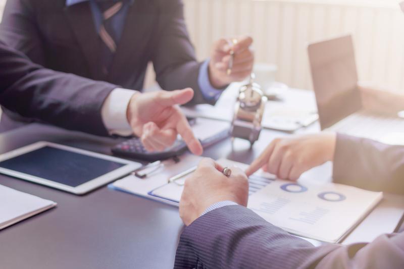 Hindustan Unilever Limited (NSE: HINDUNILVR) Reports Solid Earnings Growth Amid Cost Pressures: Why Is the Stock Volatile?
