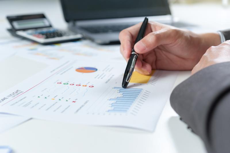 Asset Management Companies (AMCs): How Fund Houses Manage Investor Capital Across Market Cycles