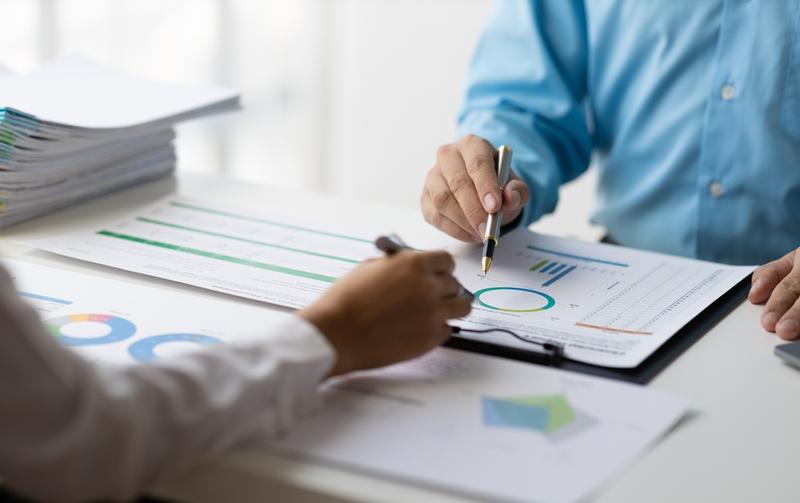 Godrej Properties (NSE:GODREJPROP) FY26 Launch Pipeline and Booking Targets Under Focus