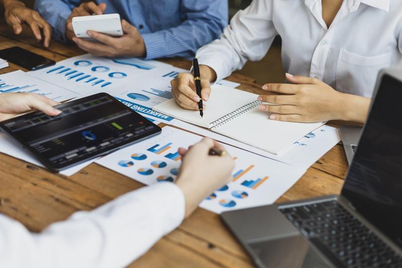 ITC (NSE:ITC) Diversified Business Model Supports Its Blue-Chip Market Position