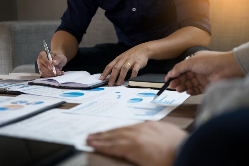 Maha Rashtra Apex (NSE:MAHAPEXLTD) Plunges 55.09% Amid Weak Momentum