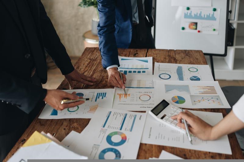 Why Is Le Merite Exports (NSE: LEMERITE) Trading Lower Today?