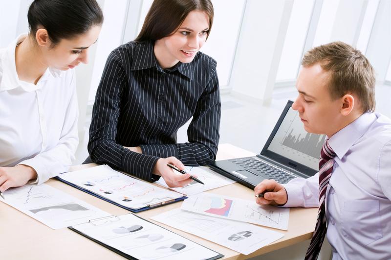 Debt Versus Equity Allocation: How Investors Assess Portfolios in a 5.25% Rate Environment