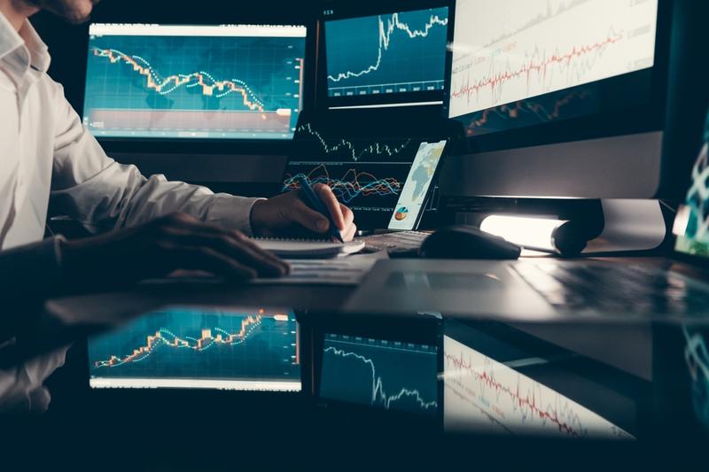 Indian Stock Market Hits One-Month High as Banking and IT Stocks Lift Investor Sentiment