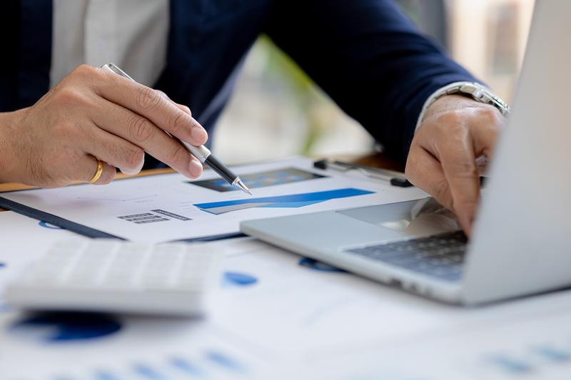 Dixon Technologies (NSE:DIXON) Electronics Manufacturing Expansion Shapes Growth Outlook