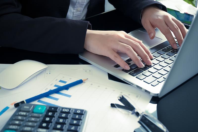 Inox Green Energy Services (NSE:INOXGREEN) Rises 16.28% Recovery Signs