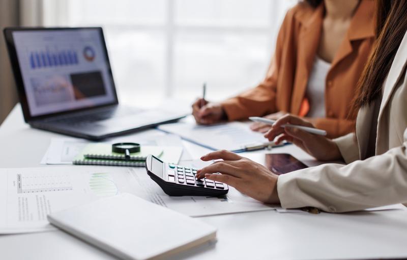 Why Is LG Electronics India (NSE:LGEINDIA) Showing Weekly Outperformance?